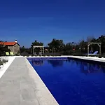 Orange Olives - Quinta Chao De Galizes أوليفيرا دو هوسبيتال
